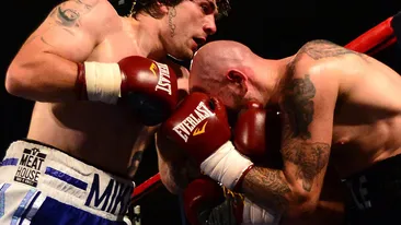 Tragedie în timpul unui meci de box! Un pugilist de doar 25 de ani a murit în ring