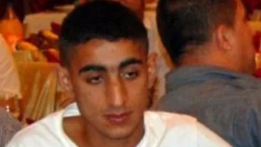 Unul dintre fiii lui Bercea Mondial, ginerele acestuia si un minor de 17 ani, arestati