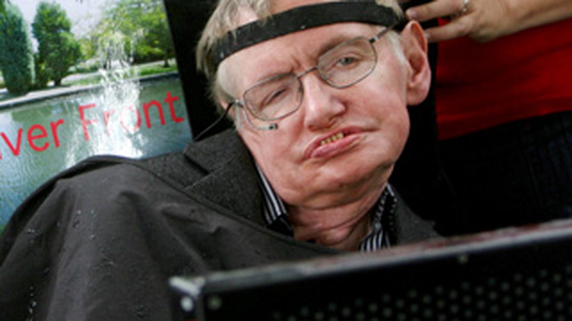 Dan Negru: "Savantul Stephen Hawking este un dobitoc"
