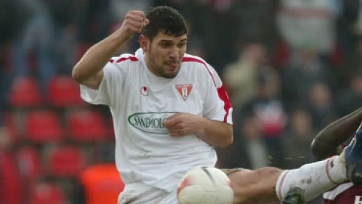 Are nevoie de bani ca să plătească tratamentul fiului său care este în comă. Un fost fotbalist de la Dinamo lucrează pe tractor