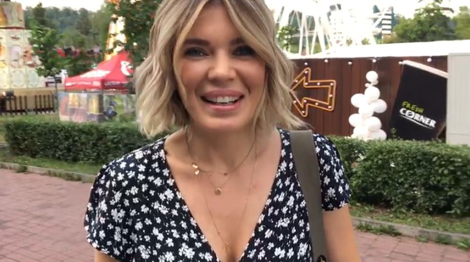 Gina Pistol este prezentă la Untold, dar fără iubitul ei, Smiley