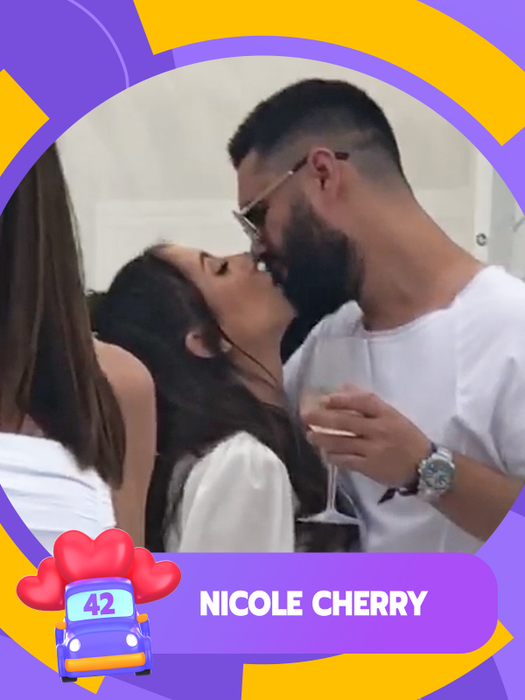 Cupidon lovește cu Top 50 pupăcioșii showbiz-ului! Gina Pistol și Smiley i-au întrecut pe Bodi și Ema Uta! Atenție, imagini interzise celor…singuri!