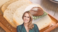 Neagră, albă, tot la șolduri se socotește! Mihaela Bilic spune adevărul despre pâinea iubită de români