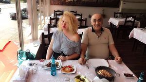 Oana Lis, prinsă de Viorel în timp ce pleca la amant! Ce i-a zis fostul edil al Capitalei înainte să iasă pe uşă