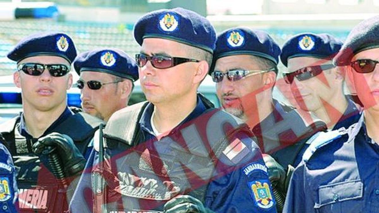 Jandarmii din Iasi Isi vand borcanele la licitatie