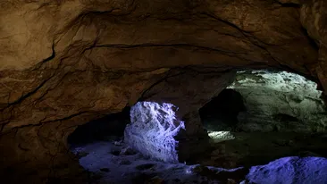 Triunghiul Bermudelor se gaseste in localitatea 2 Mai. Pestera de la Limanu, o poarta catre lumea de dincolo!