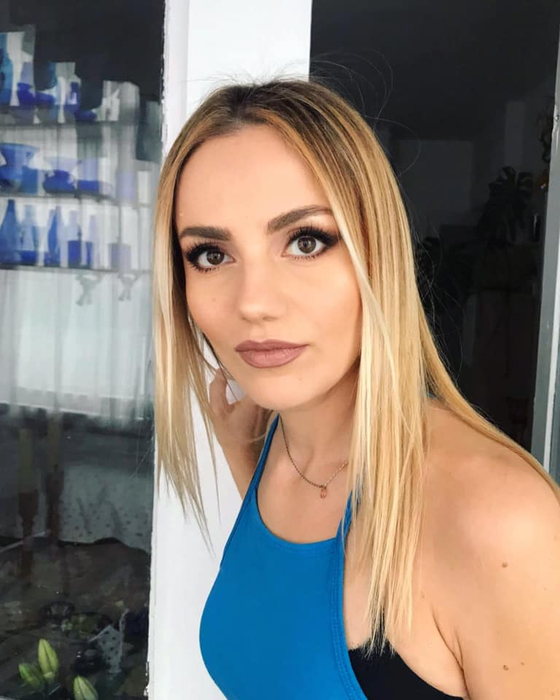 Îți mai amintești de trupa Candy? Ce fac în prezent cele trei interprete, care au cucerit topurile muzicale în urmă cu 20 de ani