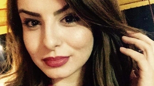 O tânără de 24 de ani, din Vâlcea, si-a dat demisia, iar apoi s-a sinucis! ”Șeful ei a măcelărit-o psihic”