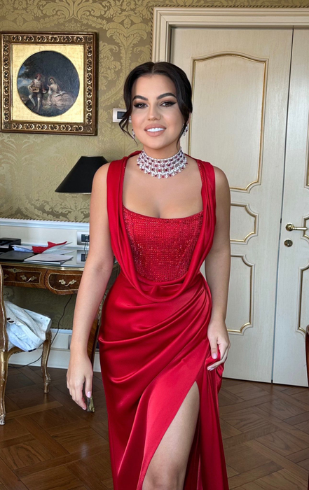 Romina l-a cunoscut pe soțul ei în Monte Carlo, în perioada în care românca lucra la „Bombardier” ( Sursa foto: Arhivă personală )