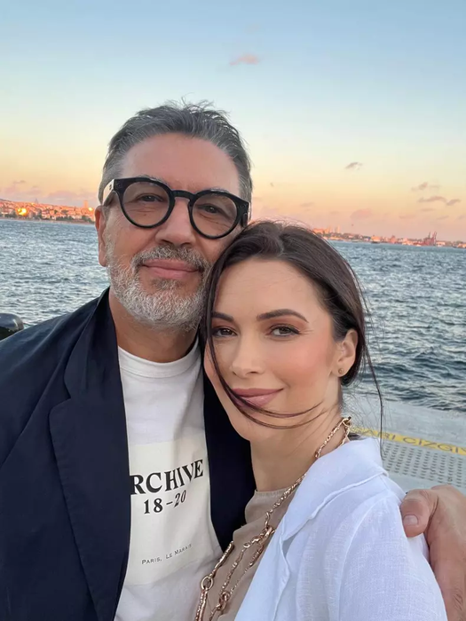Gestul senzațional făcut de Constantin Stan pentru Andreea Berecleanu, în vacanță. Puțini bărbați ar face asta pentru soțiile lor 🥰
