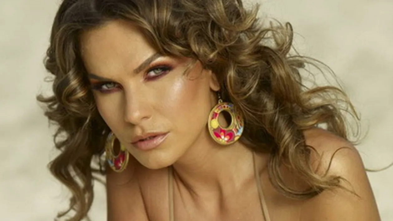 Anna Lesko, schimbare de look incredibila! Asa sigur n-ai mai vazut-o! Crezi ca o avantajeaza noua coafura?