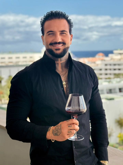 Marcel de la Insula iubirii nu mai locuiește în Tenerife, după ce a participat cu Armina la Insula Iubirii: ”M-am mutat în România”