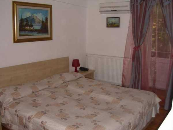 Cameră din cel mai ieftin hotel din Mamaia
