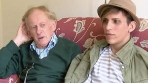 Florin Marin şi-a făcut un nou iubit! Cine este bărbatul care l-a înlocuit pe Philip Clements