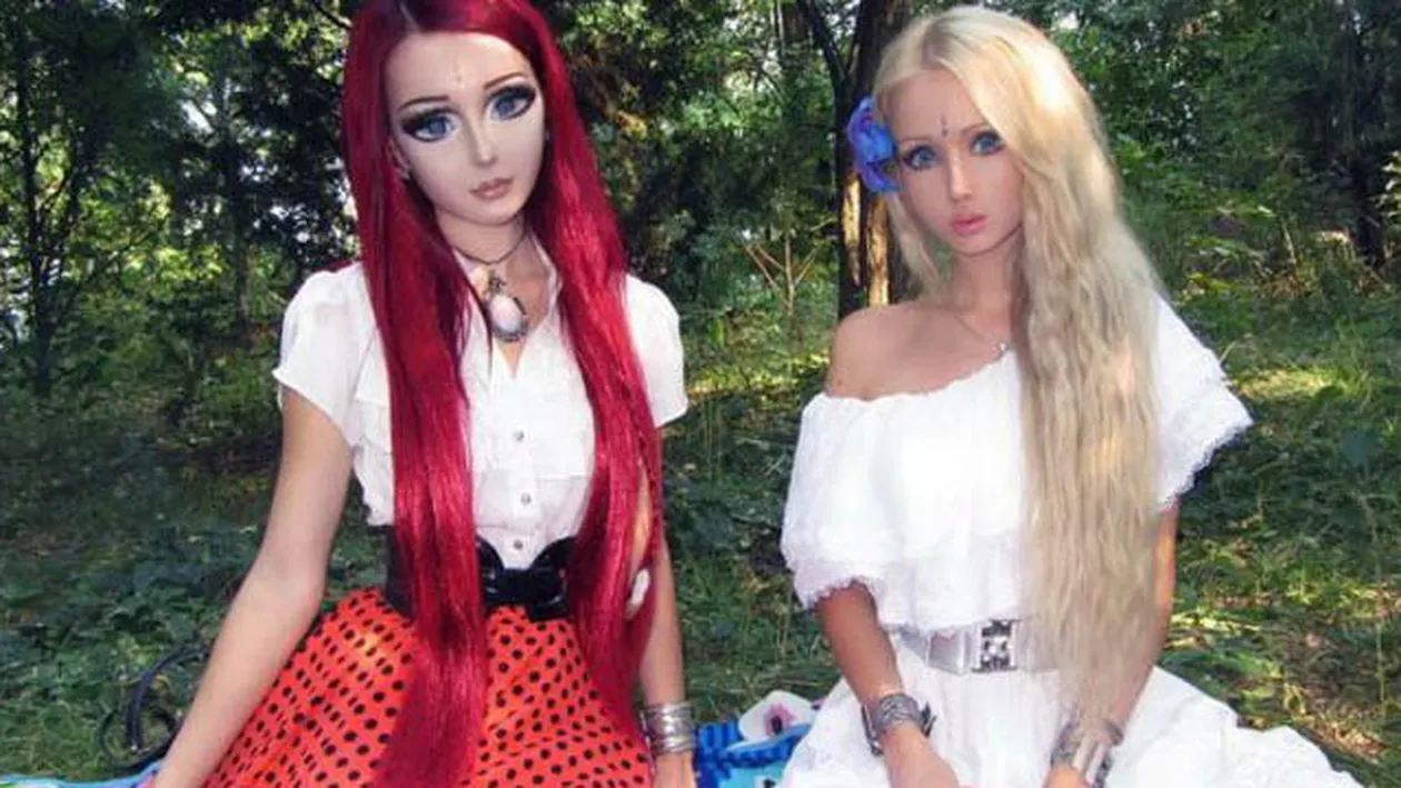 Femeia Barbie uimeste din nou! Sanii ei mai au putin si explodeaza Cat de ciudat arata