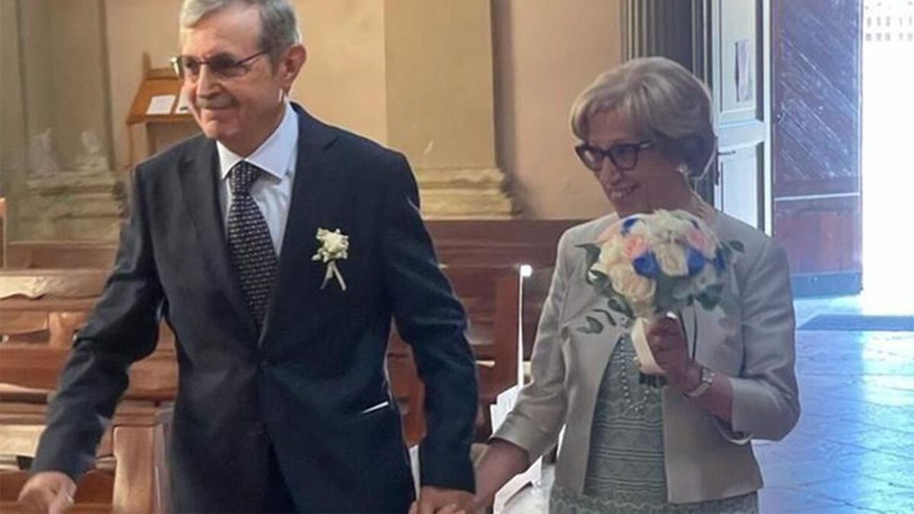 Foști iubiți în tinerețe, s-au reîntâlnit după 50 de ani. Ce au făcut acești doi pensionari, când s-au revăzut