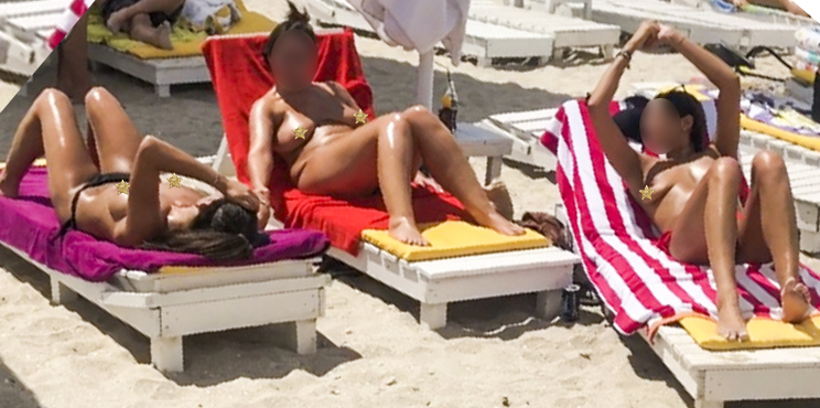 Cod roșu de…  sâni goi pe plajele din Mamaia
