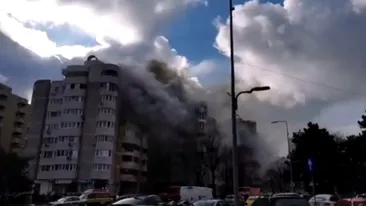 Incendiu puternic într-un bloc din Constanţa! O femeie a căzut în gol  în timp ce încerca să scape de flăcări