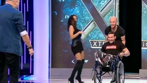 Dorian Popa, primele imagini în rolul de co-prezentator în emisiunea lui Capatos! A venit în scaun cu rotile
