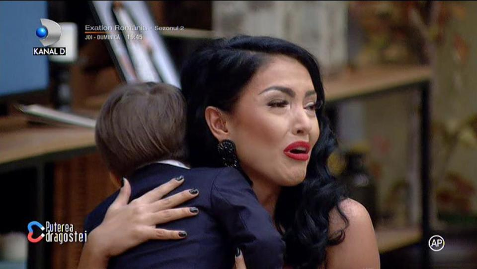 Băiețelul Andreei Mantea a plâns de ziua lui: ”A spus că n-o să aibă cine să-i spună ”La mulți ani!””