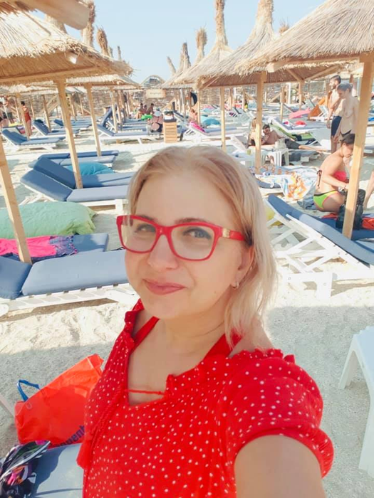 Carmen Şerban, devastată după moartea tatălui. Vedeta a avut o premoniție cutremurătoare: „Am fost de 18 ori acasă”