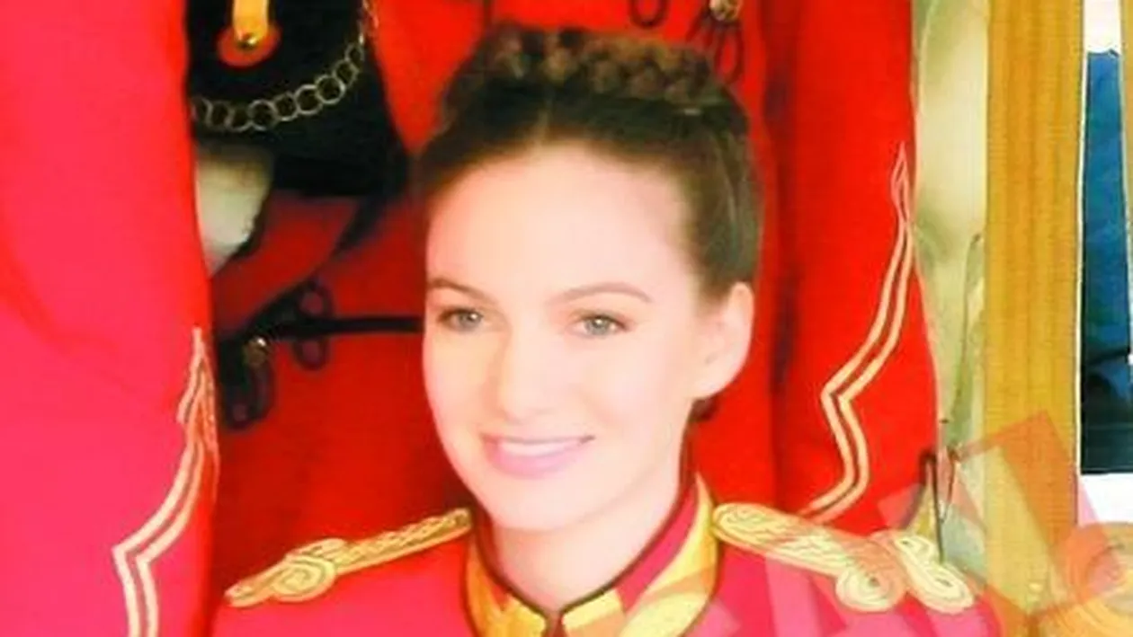 Stefana joaca rolul reginei Maria