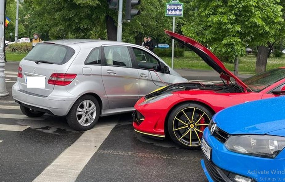 Dan Nicorescu a rămas în pană cu superbul Ferrari de 450.000 de euro