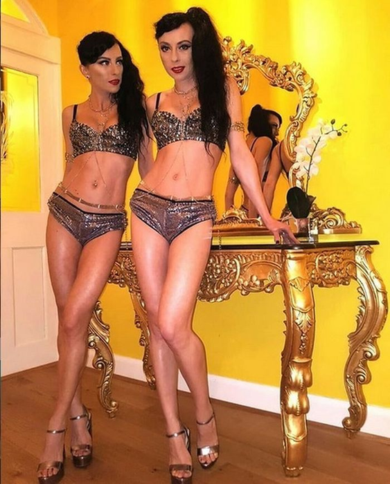 Ce s-a ales de Monica și Gabriela, gemenele de la “Cheeky Girls”