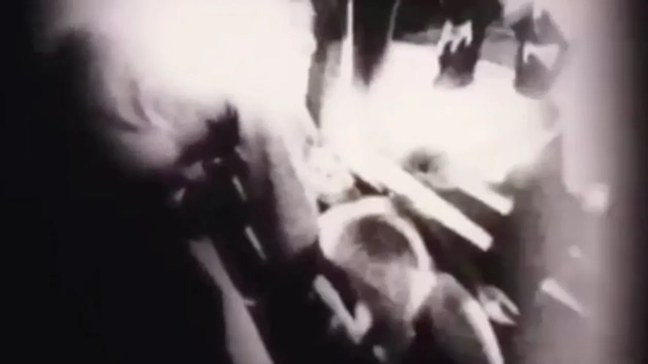 Aşa arată de fapt un extraterestru! Imaginile înfricoşătoare au ieşit abia acum la iveală şi au fost ţinute ascunse 70 de ani