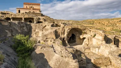Check in | Cum a fost experiența la Uplistsikhe din Georgia. Cât am plătit pentru orașul rupestru asemănător cu Cappadoccia