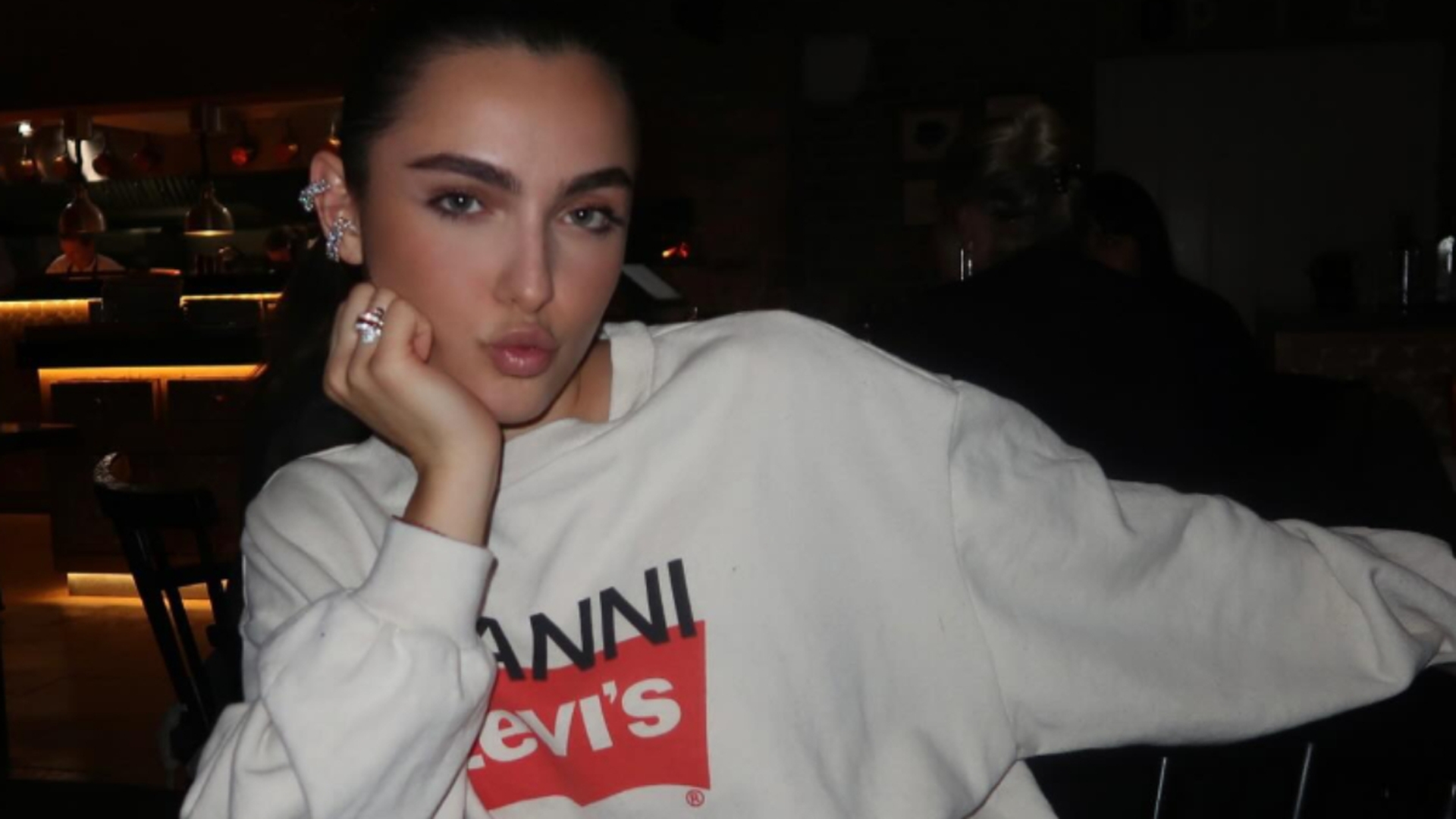Alexia Eram, mesaj suburban după ce Mario Fresh i-a dedicat o piesă. N-a mai rezistat