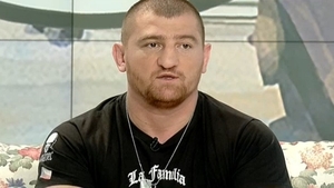 FOTO / Cătălin Moroşanu, prima apariţie la TV, după ce a petrecut în club alături de "bomba-talentată": "Da, mă duc să fac ravagii"