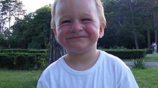 Vladimir Tudor tot mai aproape de salvare. S-au facut donatii colasale in conturile lui