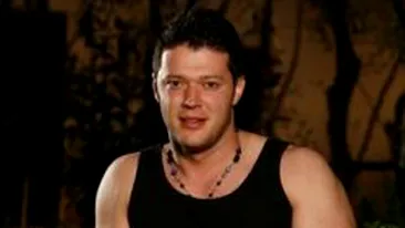 Victor Slav, romanticul incurabil! Vrea nunta pe plaja!