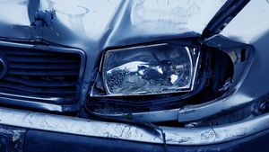 Accident grav pe Centura Iașului! Cine sunt cele două tinere care aproape au fost zdrobite la impact