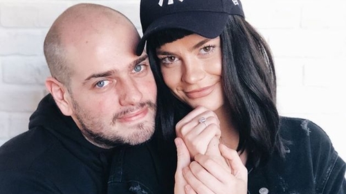 Laura Giurcanu s-a despărţit de Bromania? „Mi-a frânt inima în milioane de bucăţele...Sper ca ele să te facă fericit!”