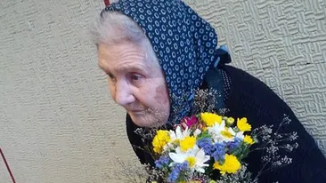 Drama cutremuratoare a unei foste profesoare din Capitala! Vinde flori la metrou pentru a cumpara medicamente!