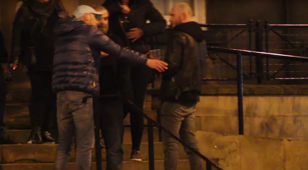 Catalin Bordea, scandal in plina strada cu un barbat! “Da-mi banii inapoi / Esti nesimtit rau!”