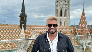 Cine este și cum arată noua iubită a lui Cătălin Botezatu. Nicolle l-a însoțit pe designer la un eveniment monden