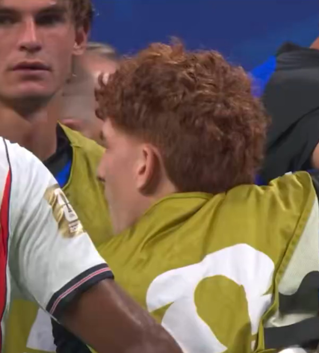 Scandal uriaș la Mondial! Jude Bellingham l-a lovit pe Valentin Barco după eșecul Angliei cu Argentina