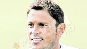 Au vrut sa-i fure SUV-ul din fata politiei! Danut Perja, noul manager de la Rapid, era sa fie din nou jefuit