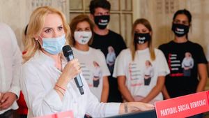 Gabriela Firea, mesaj acid pentru Nicușor Dan: ”În viziunea candidatului dreptei unite, noul București va însemna sapă de lemn și sărăcie lucie!”