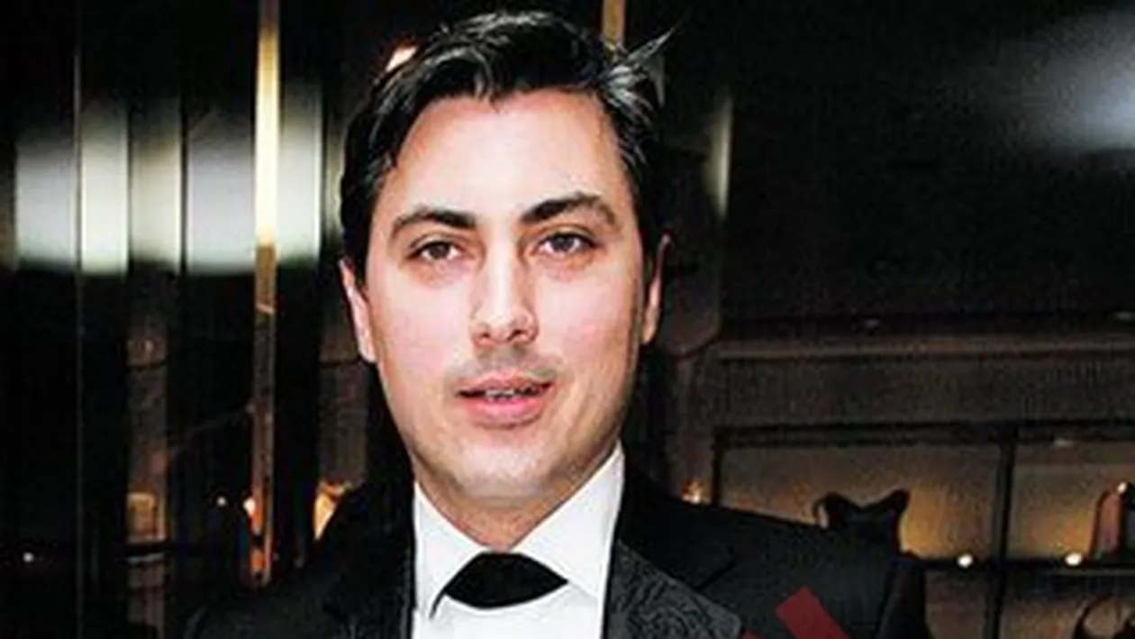 Andreea Marin si Alexandru Ciucu s-au luptat pentru o geanta! Castigatoarea a fost Alina Sorescu