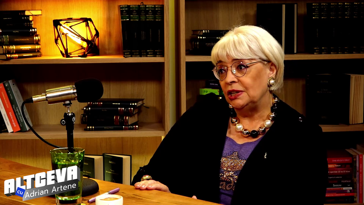Irina Margareta Nistor: "Băiatul ăsta din Țările Baltice spunea că el a tradus tot timpul cu un cârlig pe nas, ca să nu i se recunoască vocea, ceea ce e o prostie" (Foto: captură video)