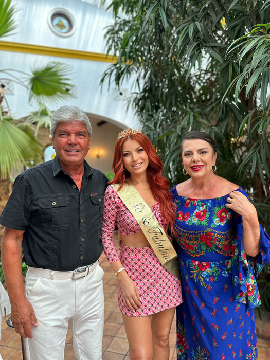 Elena Gheorghe, petrecere cu familia, de ziua ei. Artista a împlinit 40 de ani: „Am zis că nu voi face nimic special, dar viața a avut alte planuri”