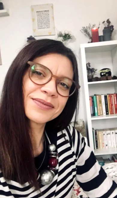 Vedeta din România care a fost abuzată ani de zile de unchiul ei: „Nu este ușor să nu te simți viu în viața ta”