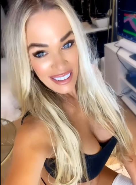 Gina Stewart are 52 de ani, dar arată ca o puștoaică de 20 / Sursă foto: Instagram