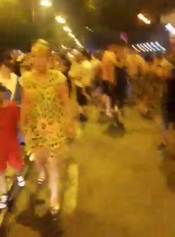 La fața locului s-a iscat o busculadă