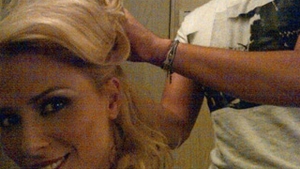 Iulia Vantur, sexy si golasa la noua editie "Dansez pentru tine"! Uite cum a venit imbracata frumoasa blondina!