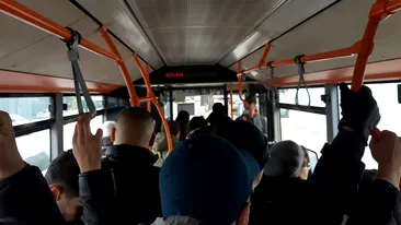 Cum a reacționat o turistă din Franța, după ce a luat autobuzul 178 în București: Prea multă lume!